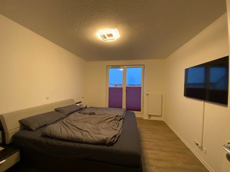 Traumhafte 3-Zi Whg. mit großer Dachterrasse zu vermieten! - Photo 2