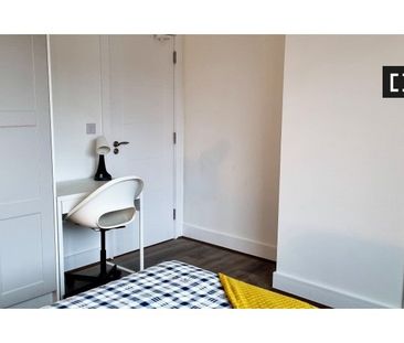 Room in shared apartment for rent in Inns Quay, Dublin - Photo 6