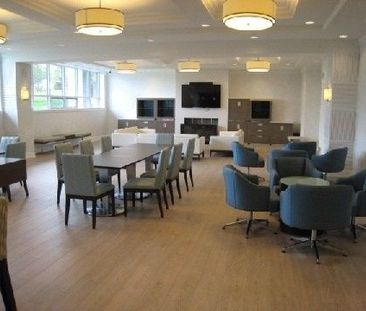 For Lease - 372 Highway 7 Avenue Unit# #801, Richmond Hill, Ontario - Photo 2