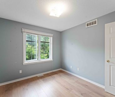 For Lease - 270 Berrigan Drive, Barrhaven, Ontario - Photo 2