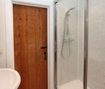 2 bedroom property to rent - Photo 4