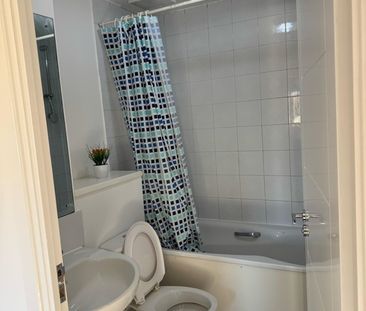 Room in a Shared House, Cyclops Mews, E14 - Photo 6