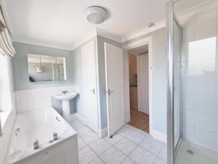 1 bedroom flat to rent - Photo 5