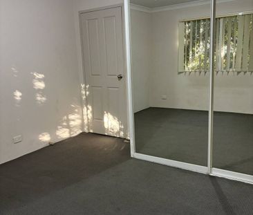 Safe Modern Comfort & Unmatched Convenience in the Heart of Parramatta - Photo 3
