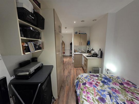 1 bedroom flat to rent - Photo 1