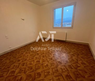 Appartement T3 à GRENOBLE - Photo 2