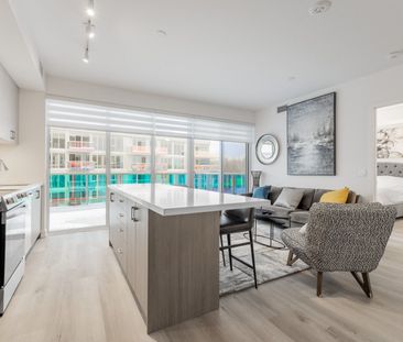 For Lease - 333 Sunseeker Avenue Unit# 528, Innisfil, Ontario - Photo 1