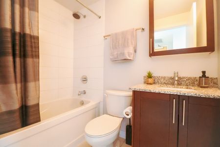 179 Metcalfe Street - 1809 Unit 1809 Ottawa ON K2P 0W1 - Photo 3