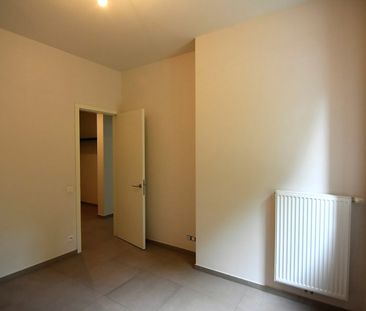 Modern gelijkvloers appartement tegenover park Pastoorsbos Beveren - Foto 2
