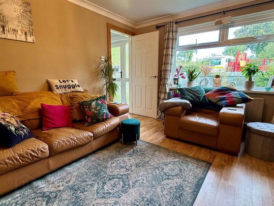 37 Ryan Park, Ballygowan Road, Belfast, BT5 7TY - Photo 1