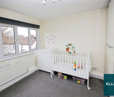 Highfield Court, NW11, Highfield Road - Photo 3