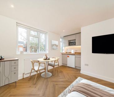 Studio to rent - Photo 3