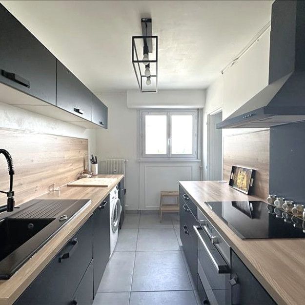 4 pièces - 76 m² - 3ème étage - Colocation non autorisée - Photo 1