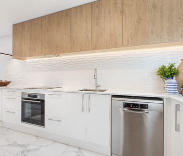 Near new 3 Bedroom townhouse - Photo 6