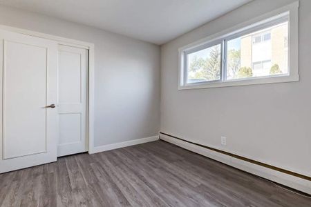 Premier Suite - 1 Bedroom - Photo 5