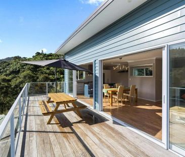 Your dream home awaits - Photo 2
