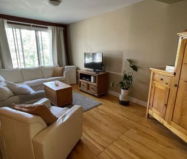 4 1/2 Ensoleillé /Parc Maisonneuve / Stationnement** - Photo 4