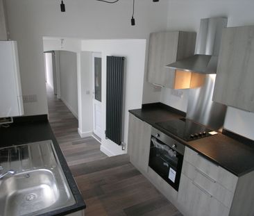 Victoria Road, Brierley Hill - Photo 6