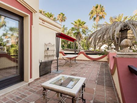 10 room luxury Villa for rent in Sierra Blanca, Marbella, Andalusia - Photo 4