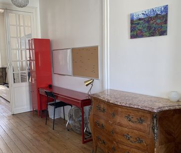 Location Appartement 2 pièces 68m² BORDEAUX 33000 - Photo 4