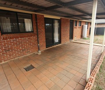 11 Gosse Court, Tamworth - Photo 3