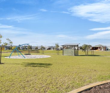 Lovely Family Home in Baldivis - Photo 2