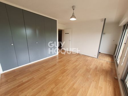 Location Appartement 1 pièce 31m² - Photo 2