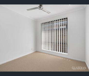 7A Beck Street, Park Ridge, Qld 4125 - Photo 4