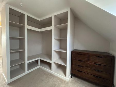 4 bedroom semi-detached house to rent - Photo 5