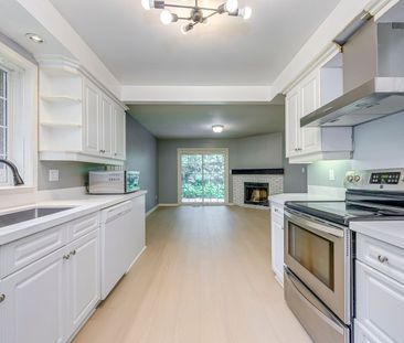 For Lease - 1106 Crestview Street, Oakville, Ontario - Photo 3