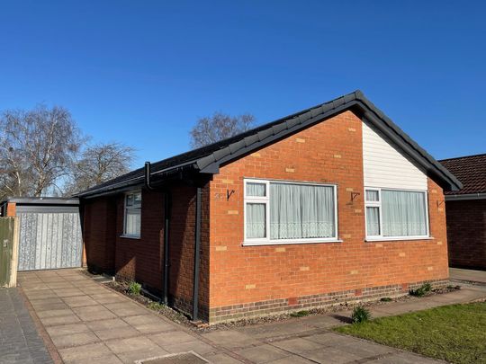 A Superb 2 bedroomed bungalow close to Nantwich town centre - Photo 1