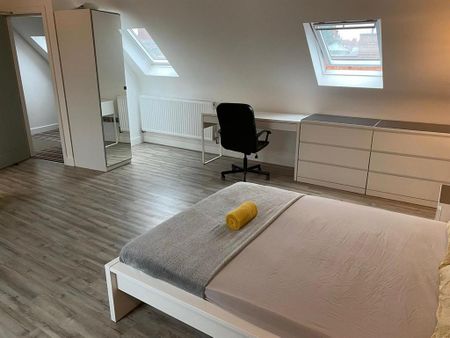 Studio to rent - Photo 2