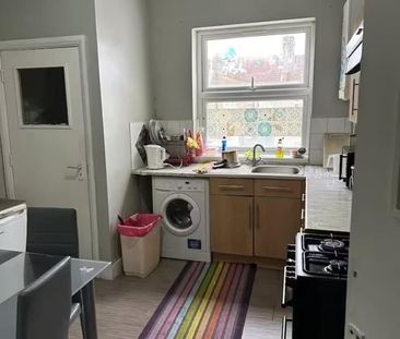 Room in a Shared House, High Road, IG1 - Photo 1