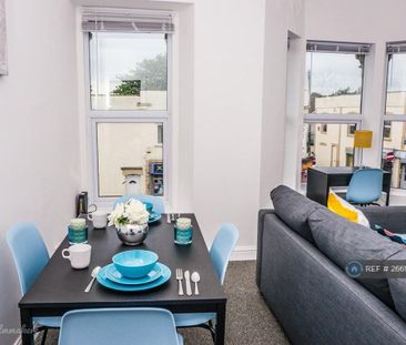 2 bedroom maisonette to rent - Photo 3