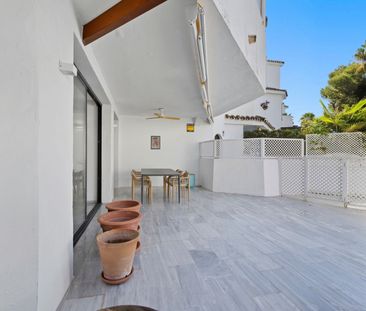 Ground Floor Apartment in Elviria - Photo 6
