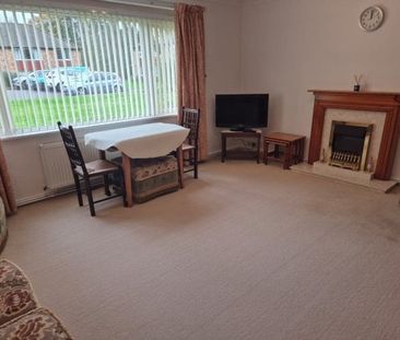 Furrows Pace, CR3, Property for rent - Photo 3