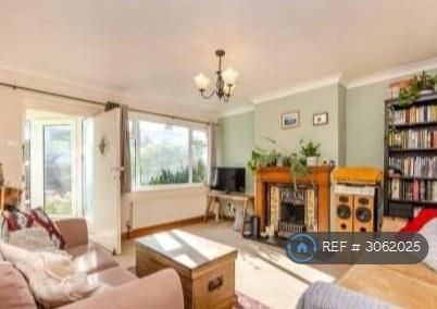2 bedroom semi-detached house to rent - Photo 1