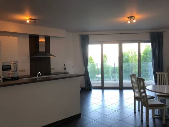 Appartement te huur - Foto 1
