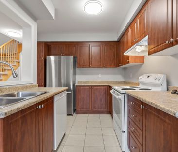 For Lease - 110 Expedition Crescent, Whitchurch-Stouffville, Ontario - Photo 5