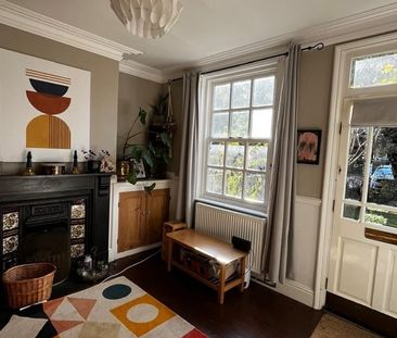 2 Bed Terraced House, Midland Cottages, NG2 - Photo 1