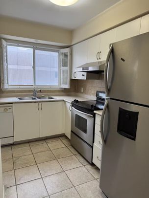 For Lease - 30 Faithful Way, Markham, Ontario - Photo 1