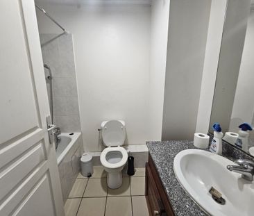 Location Appartement 1 pièce 19m² ST DENIS 97400 - Photo 1