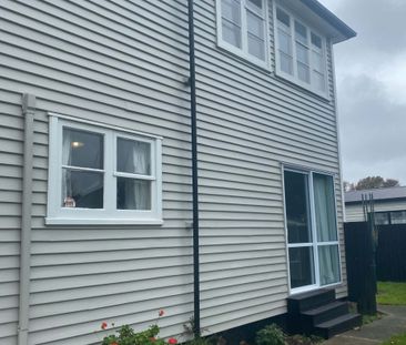 Freshly Updated Family Home in Prime Burnside Location - Photo 1