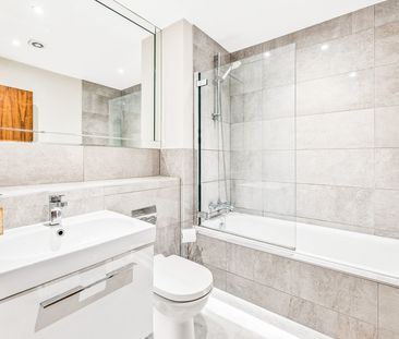 Ref: KM - London Road - Photo 6