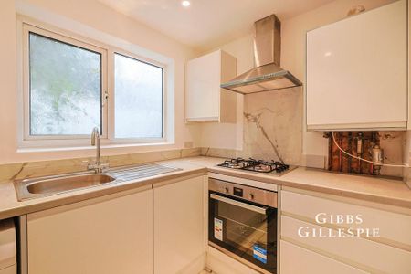 1 bedroom flat to rent - Photo 2