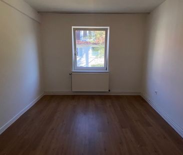 Renovierte 3 Zimmerwohnung in der Südstadt - Foto 3