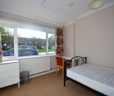 5 bedroom detached house to rent - Photo 5