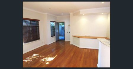 143 Fairway, Crawley, WA 6009 - Photo 3