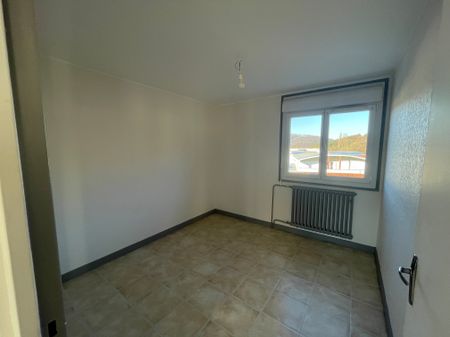 Location - Appartement T3 - 58 m² - Pont-de-Roide-Vermondans - Photo 5