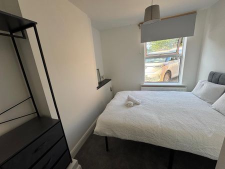 5 bedroom house share to rent - Photo 3